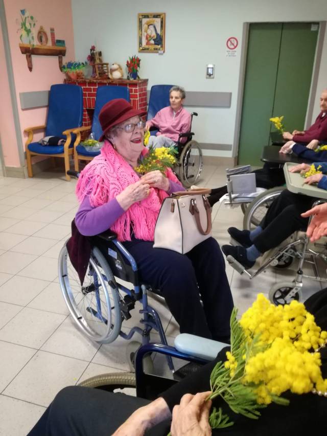 Festa della donna alla CRA "Jus Pascendi"