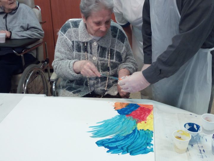 Ospiti dipingono CRA "Sassoli"